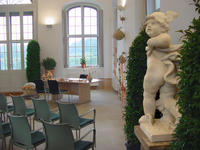 Bild vergrößern: Der Trauraum in der Oberen Orangerie.