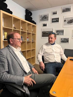 Bild vergrern: Vorsitzender Ren Khler und Brgermeister Herr Opitz 
