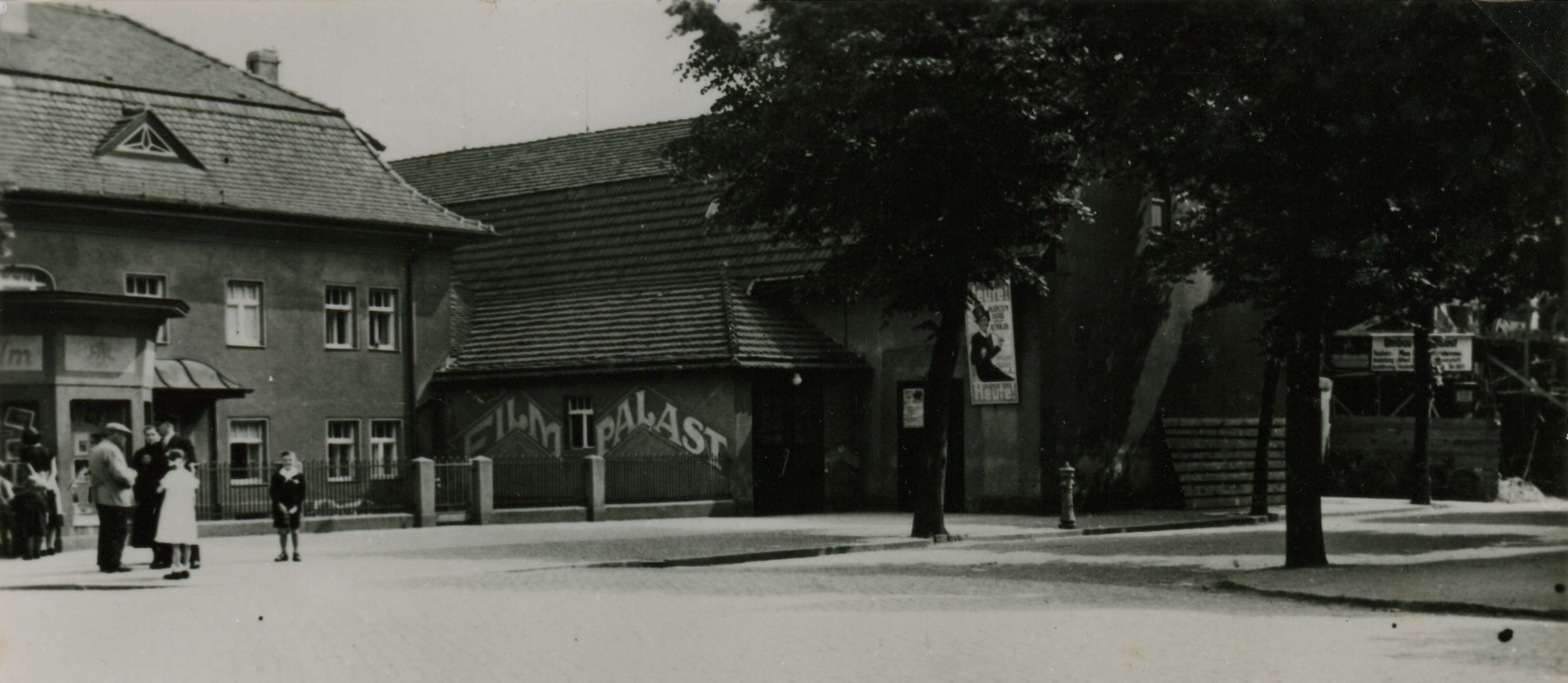 Bild vergrößern: Fotografie, Motiv: Film-Palast, 1936, Fotograf: unbekannt