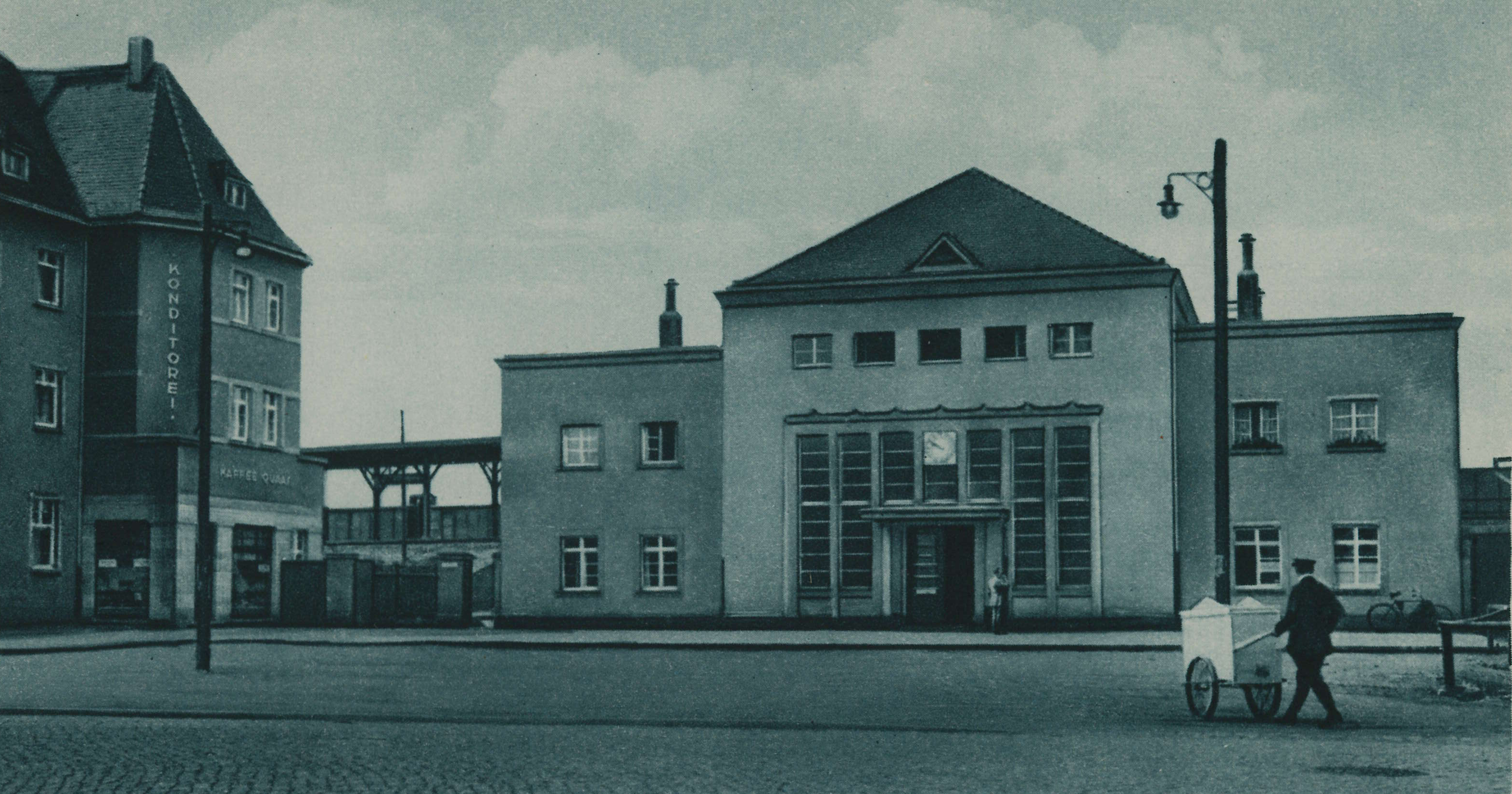 Bild vergrößern: Fotografie, Motiv: Bahnhof Heidenau-Süd, um 1930, Fotograf: unbekannt