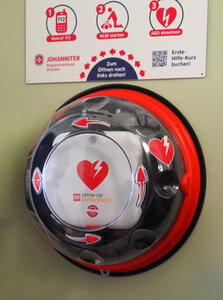 Defibrillatoren können Leben retten